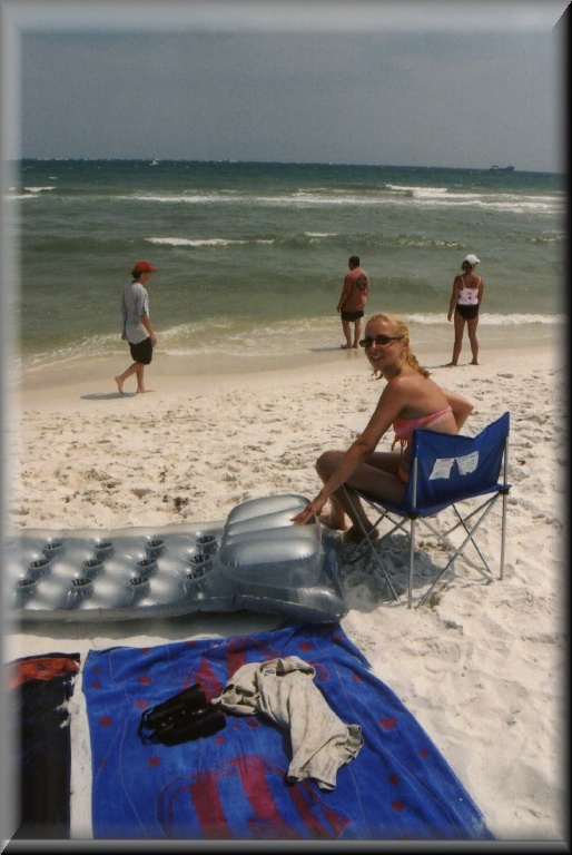 Lumi_at_beach__1_