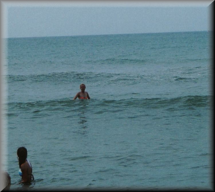 Lumi_at_beach__8_